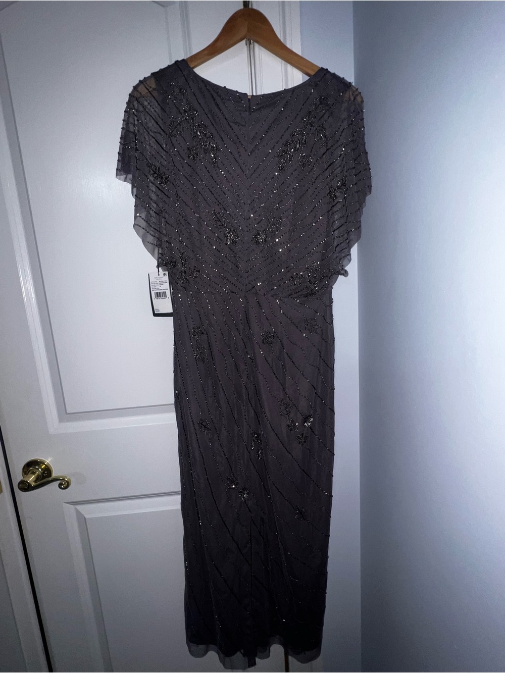 ADRIANNA PAPELL
Beaded Ankle Length Dress With Sheer Flutter Sleeves In Moonscap - Picture 11 of 13